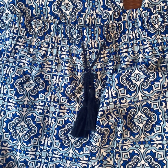 New directions patterned flowy pants - Picture 2 of 4